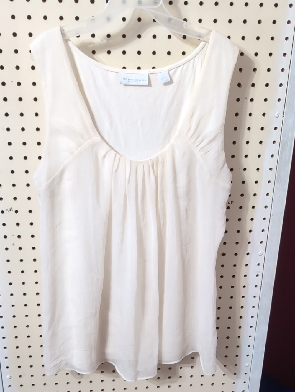 New York & Company Cream Stretch Tank Top